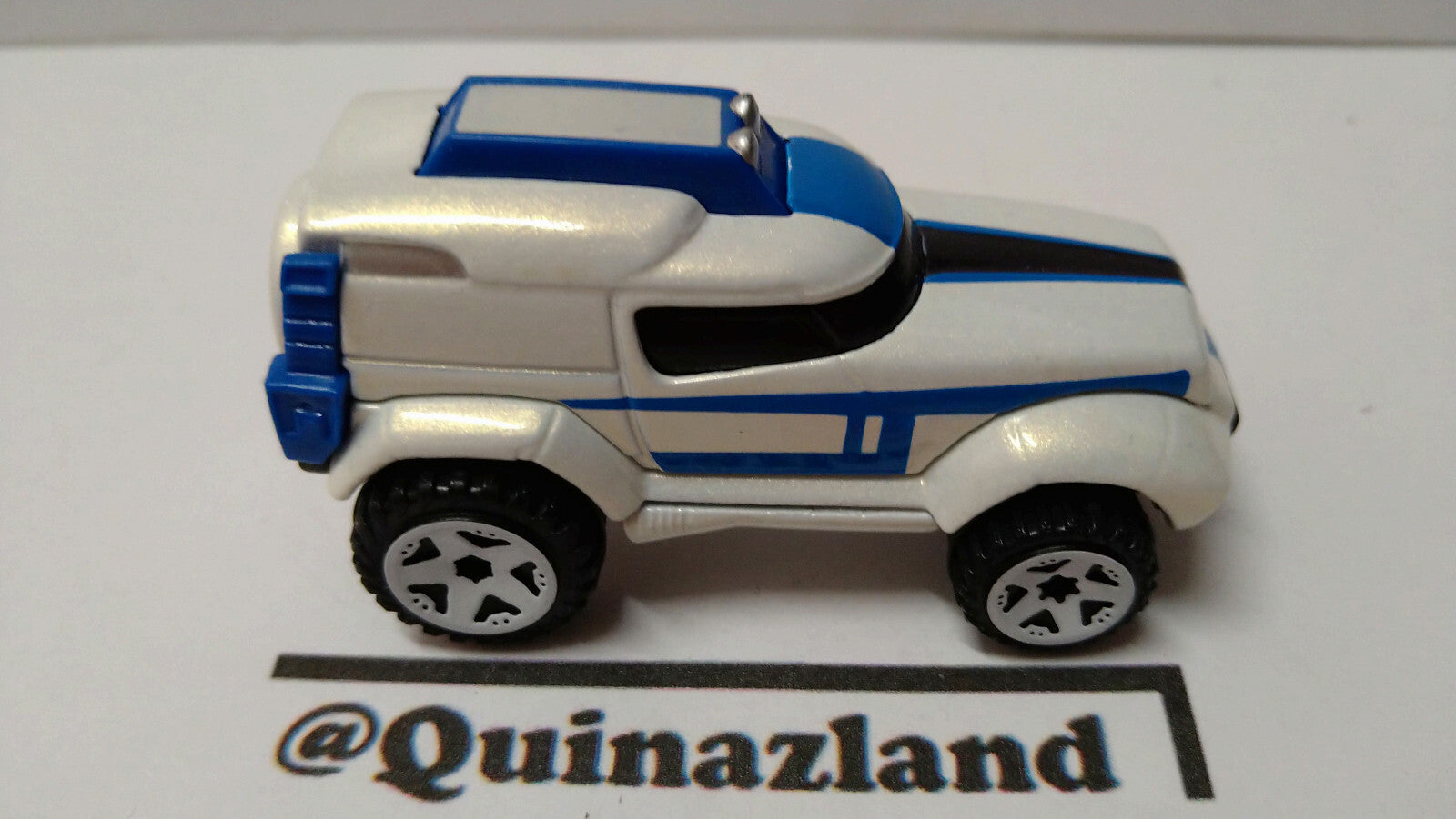 Hot Wheels 2015 star wars  501st clone trooper    (A14)
