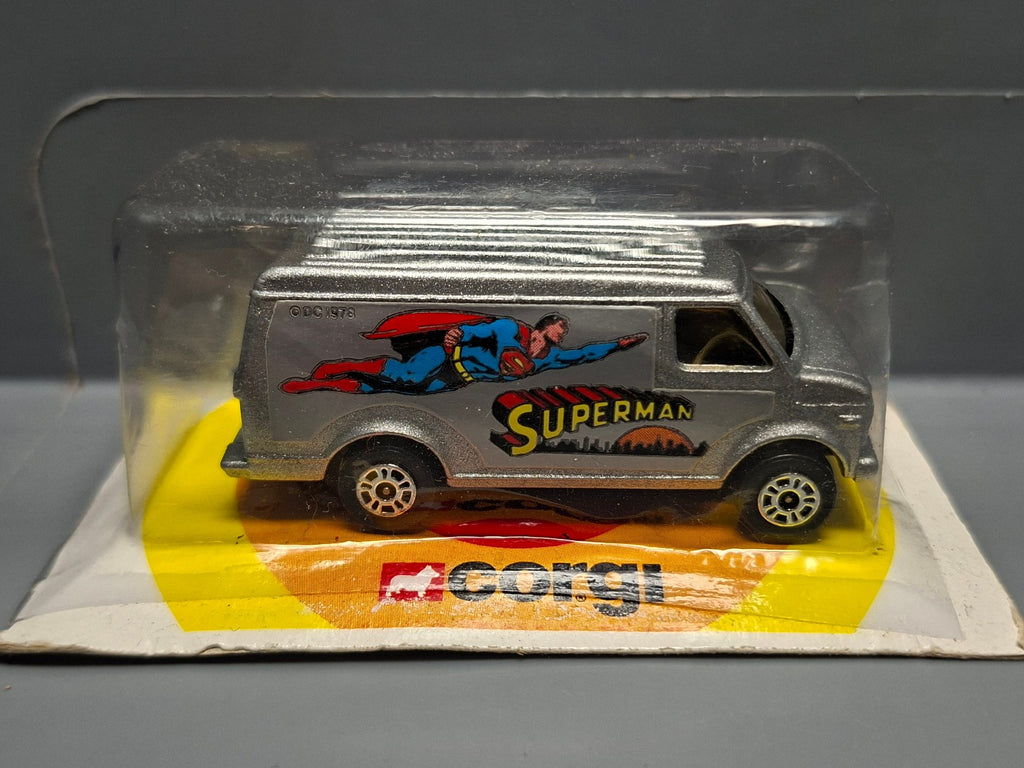 Corgi  Chevrolet van superman (CP08)