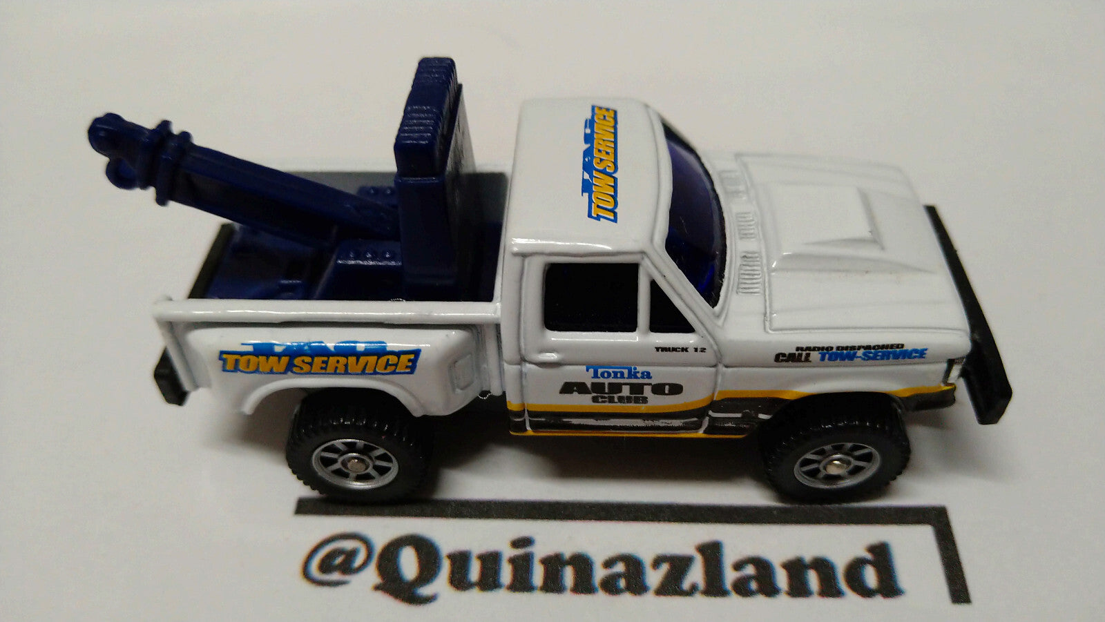 Maisto 89 Ford f-150 baja wrecker   (A21)