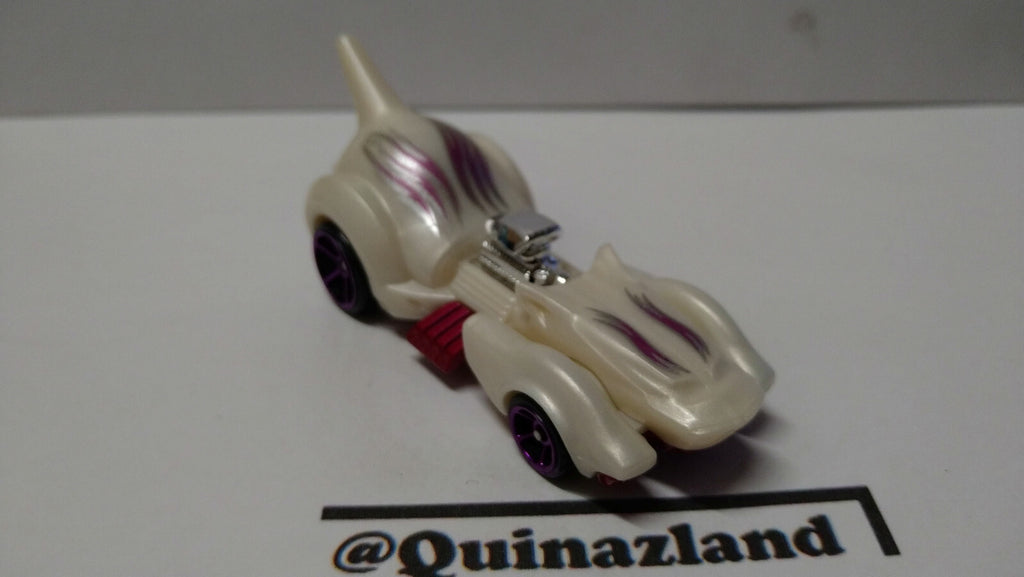 Hot Wheels Purrfect Speed 2017-123   (A21)