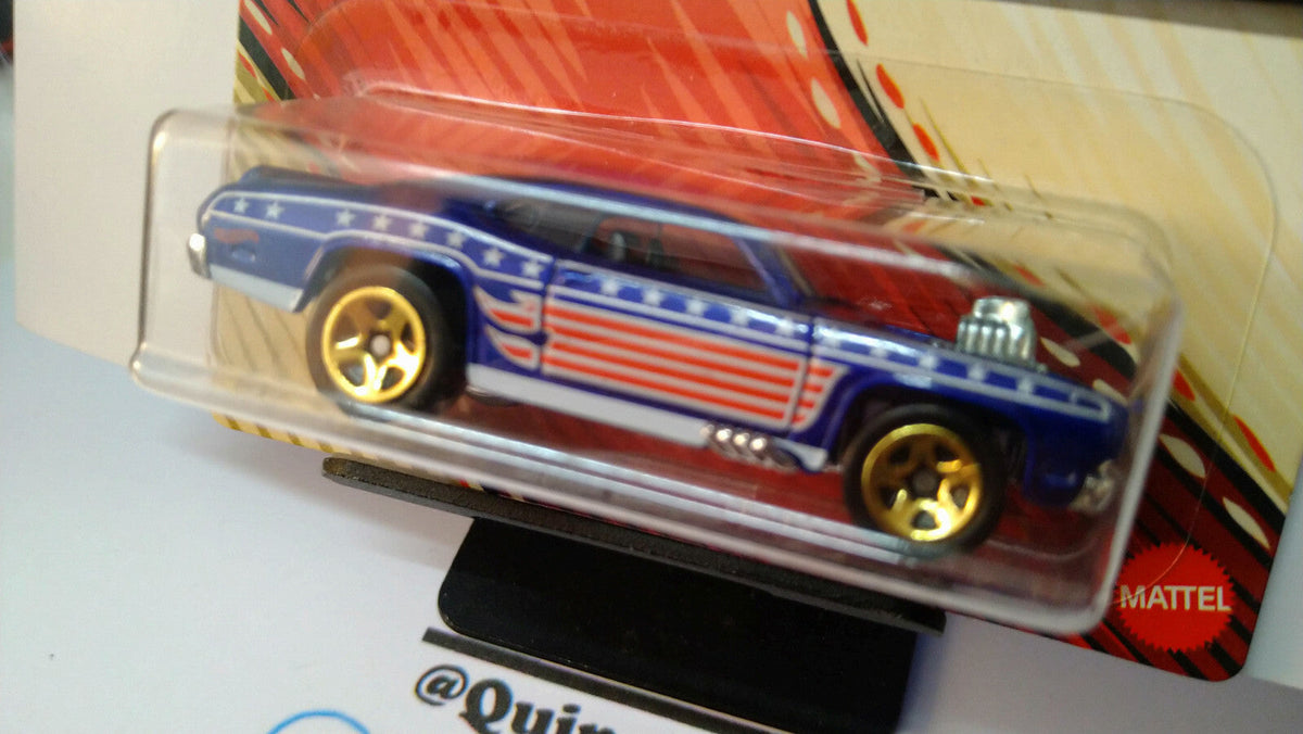 Hot Wheels  Stars & Stripes Plymouth Duster Thruster (NP28)