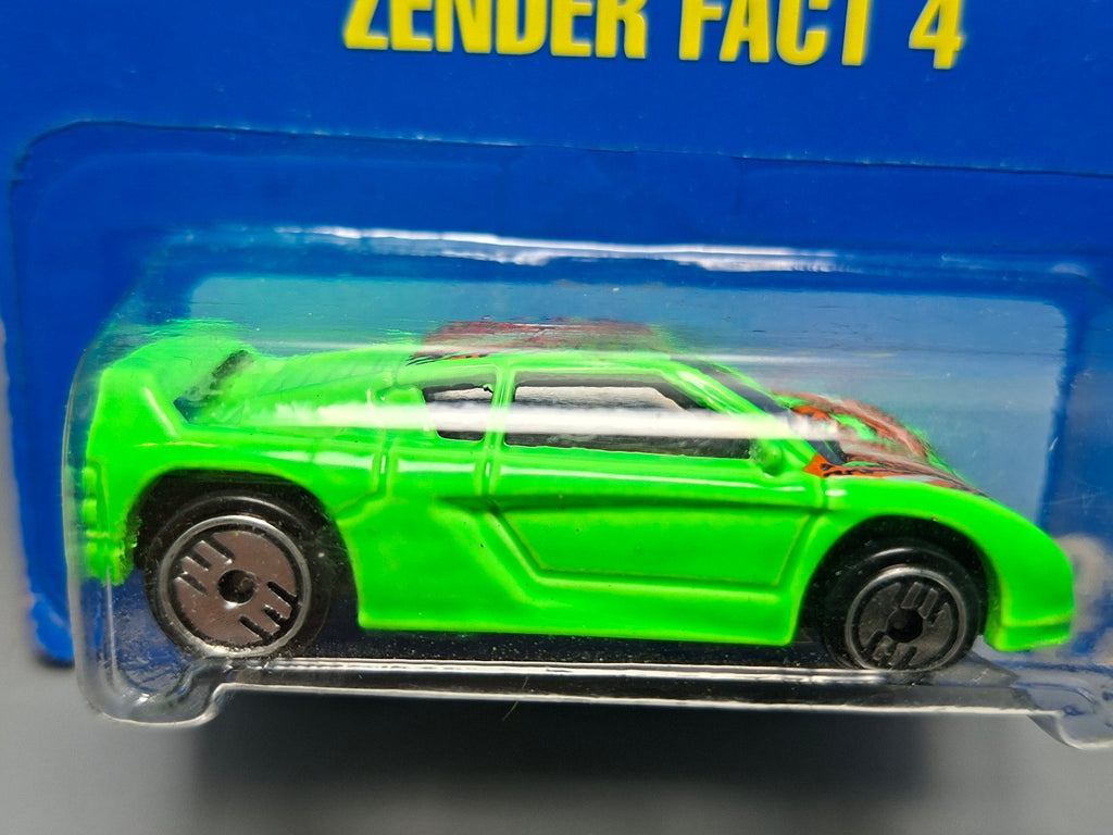 Hot Wheels Zender Fact 4 vitres noires Collector 228 (CP09)