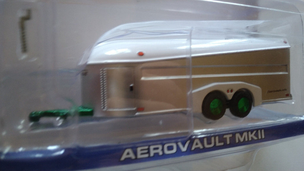 Greenlight 2018 Aerovault MKII Trailer, white/silver chase (CT05)