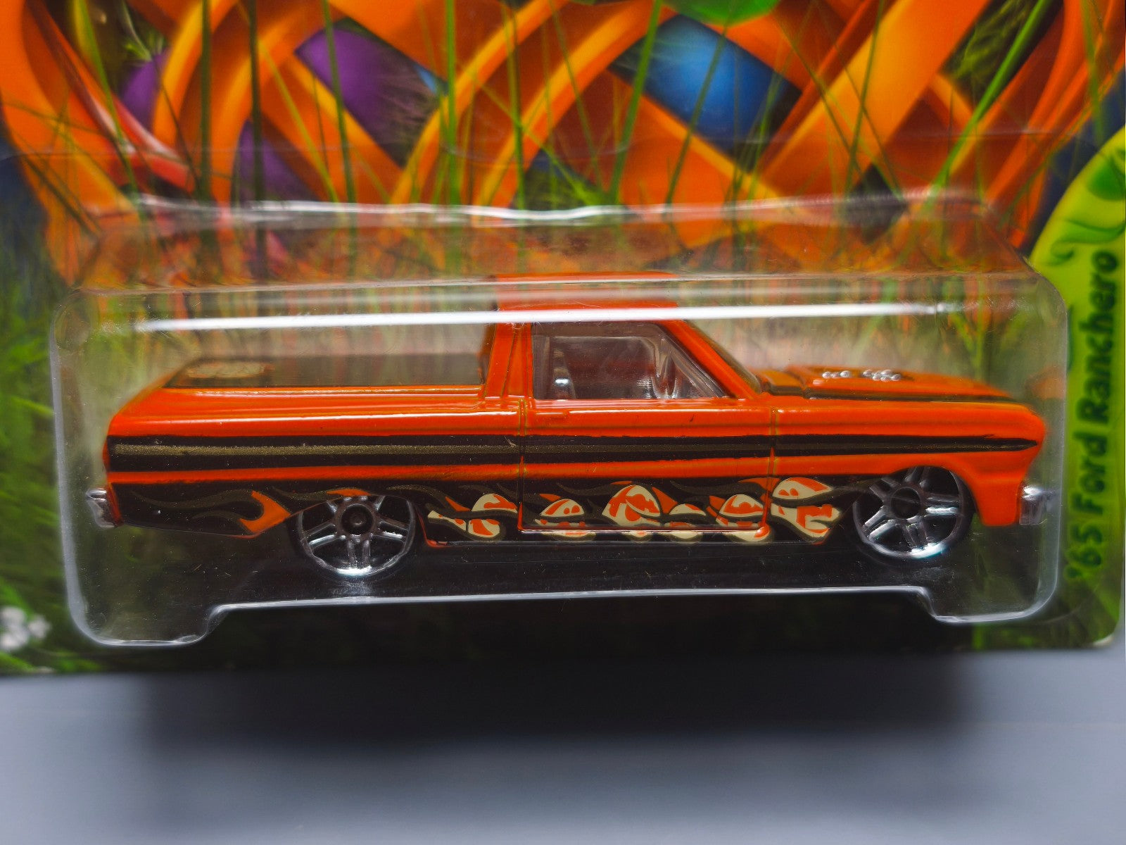 Hot Wheels 2013 easter exclusive walmart 64 ford ranchero   (NP22)