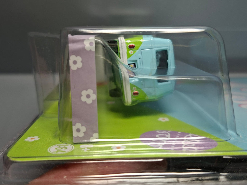 Greenlight Exclusive Volkswagen Panel Van  Chase Green Wheels  (NG23)