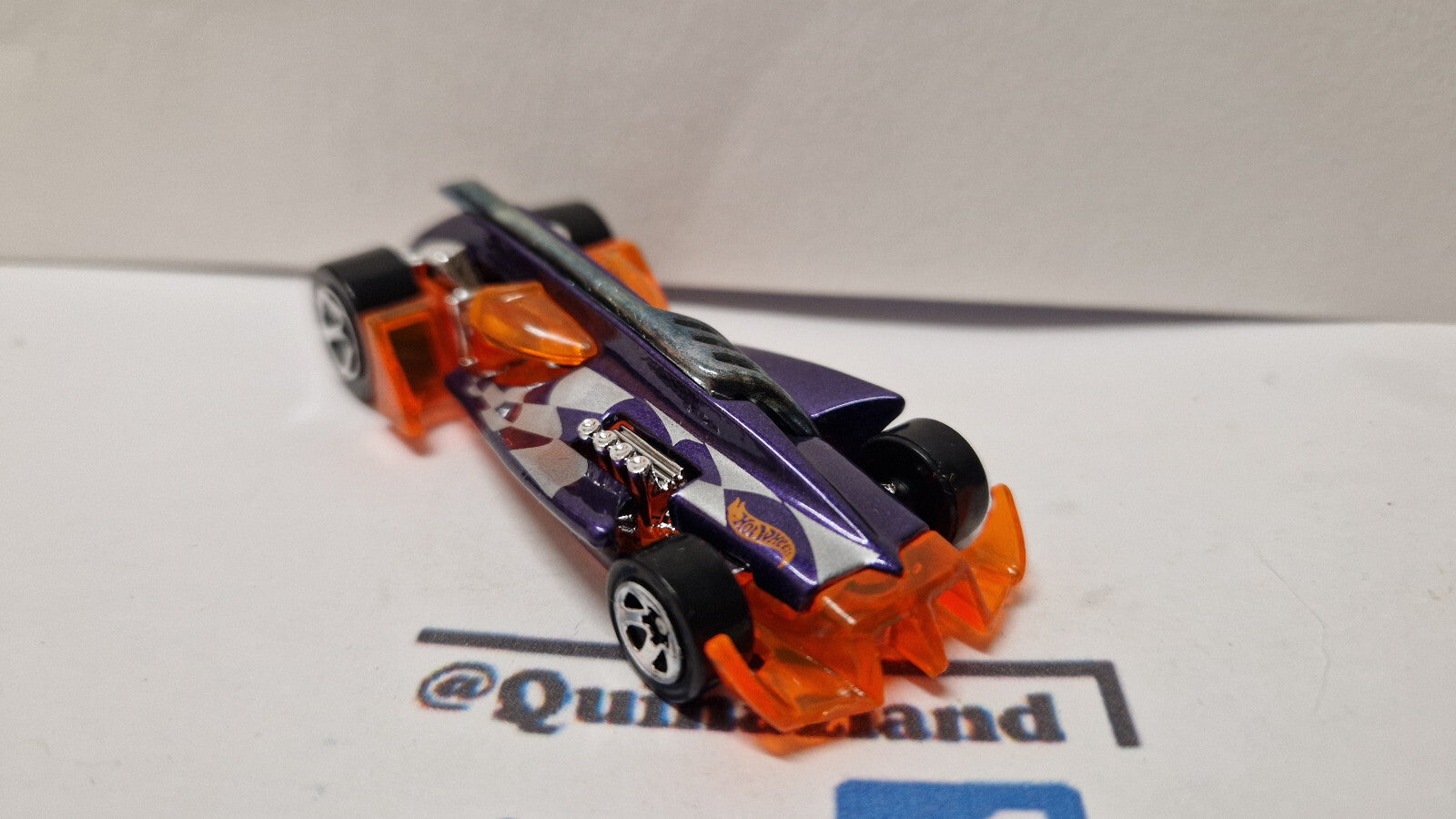 Hot Wheels Vulture Roadster 2001-032 (A04)