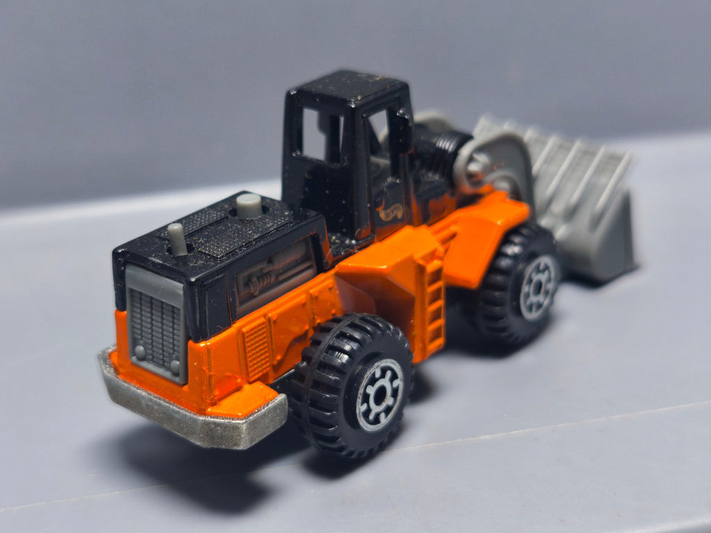Hot Wheels  Wheel loader version logo gold 1997-641 (A35)