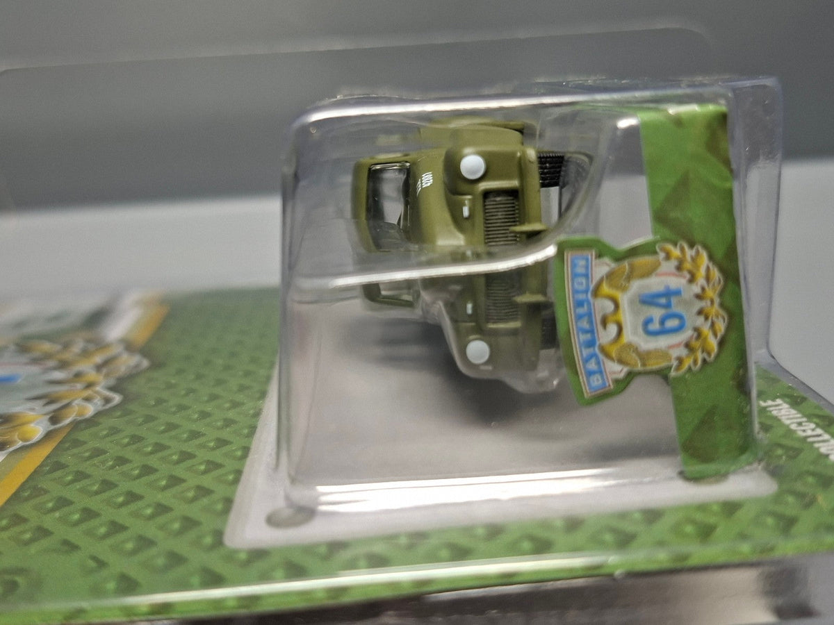 Greenlight Battalion 64 Series 4 1942 Ford Fordor Deluxe Army Staff Car  (NG29)