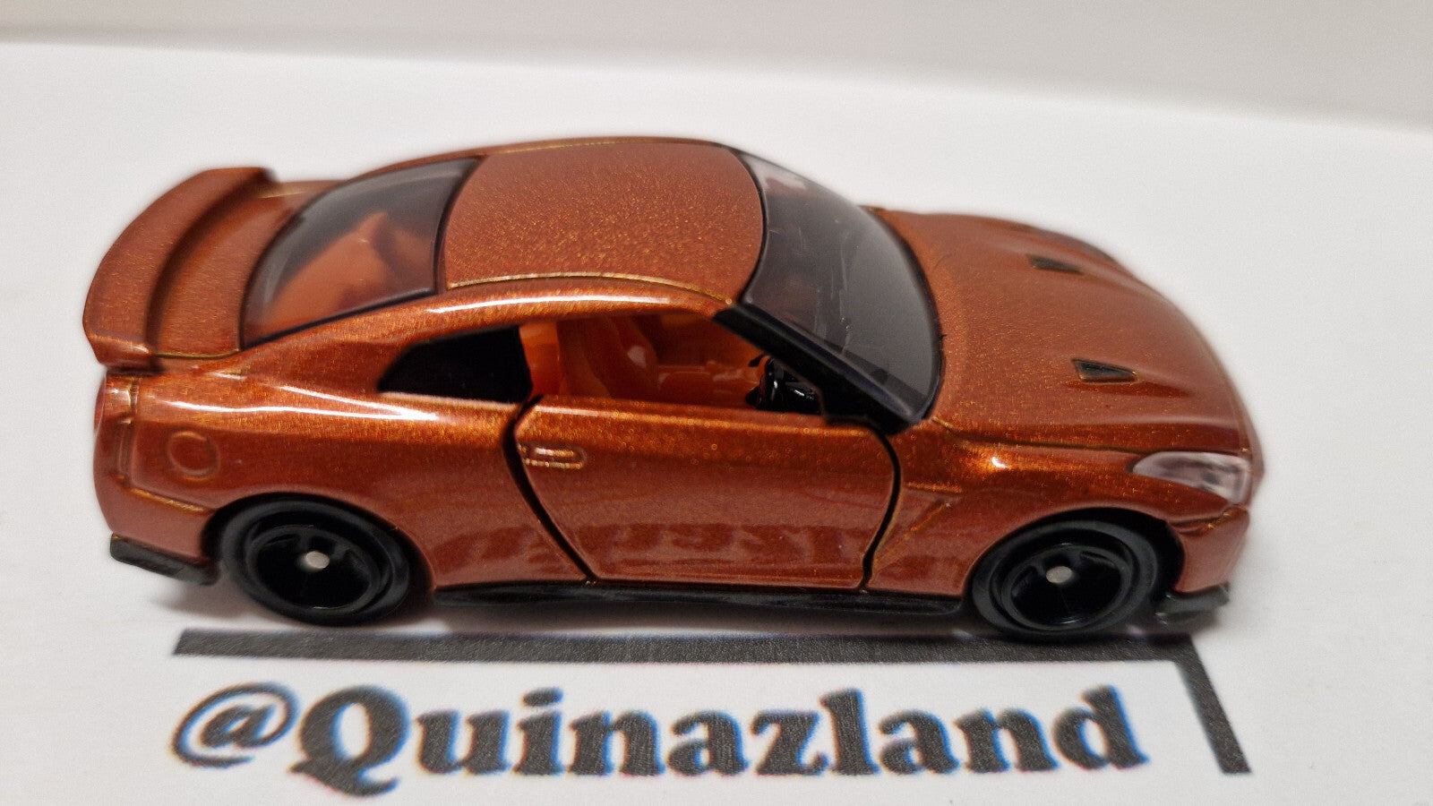 Tomica 2016 regular Nissan GT-R 1/62 (CP05)
