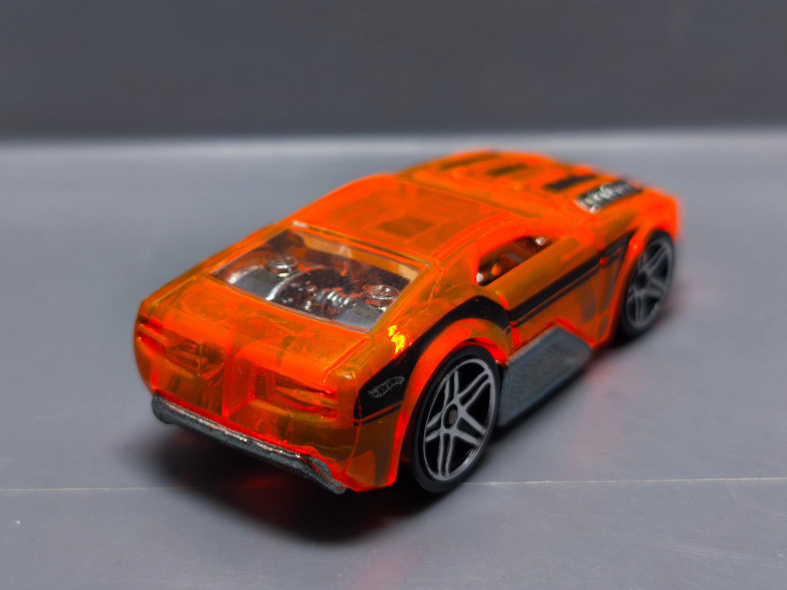 Hot Wheels  Horseplay 2010 multipack    (A17)