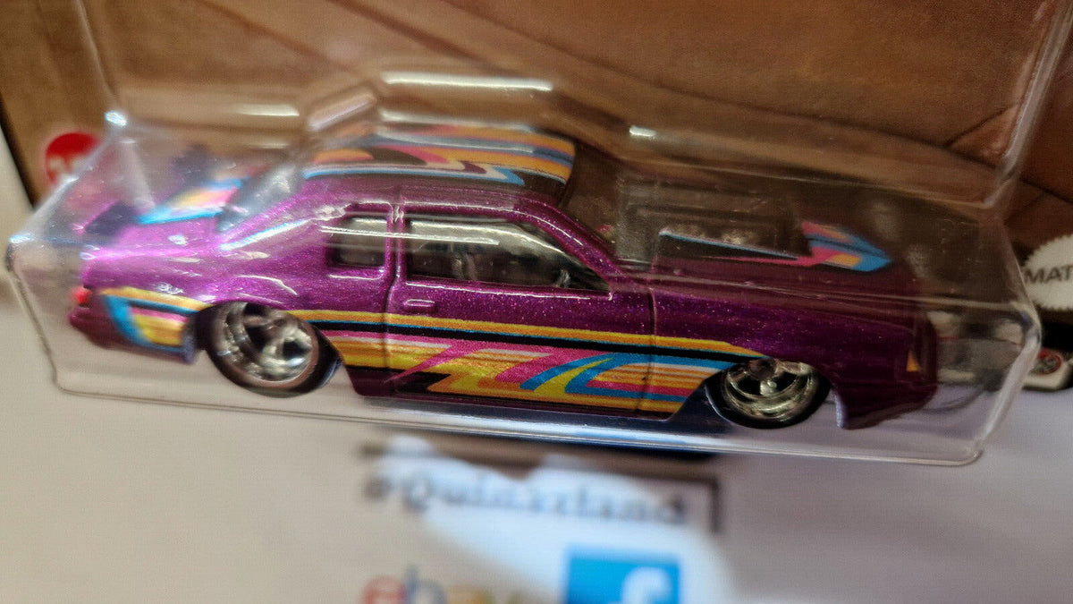 Hot Wheels Boulevard ’86 FORD THUNDERBIRD PRO STOCK (NG12)