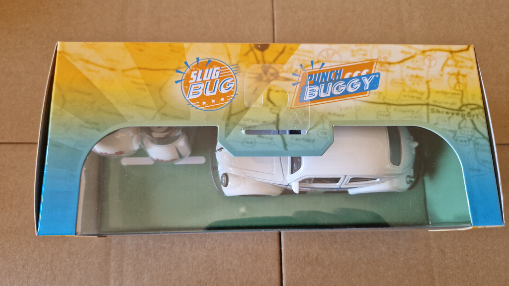 Jada Toys 1/32 Punch Buggy '59 Volkswagen  Beetle W/Gloves White  (ET)