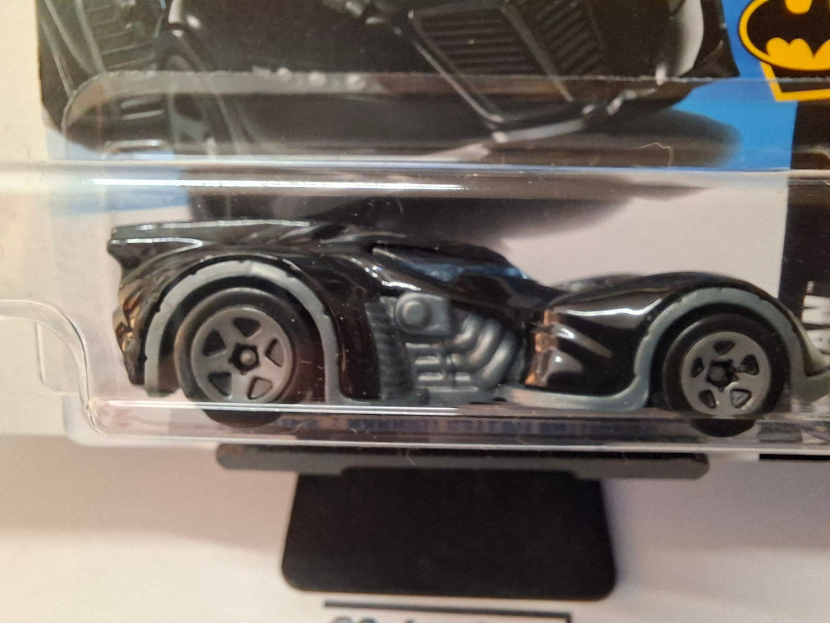 Hot Wheels Batman Arkham Asylum batmobile  2025-054 (NP39)