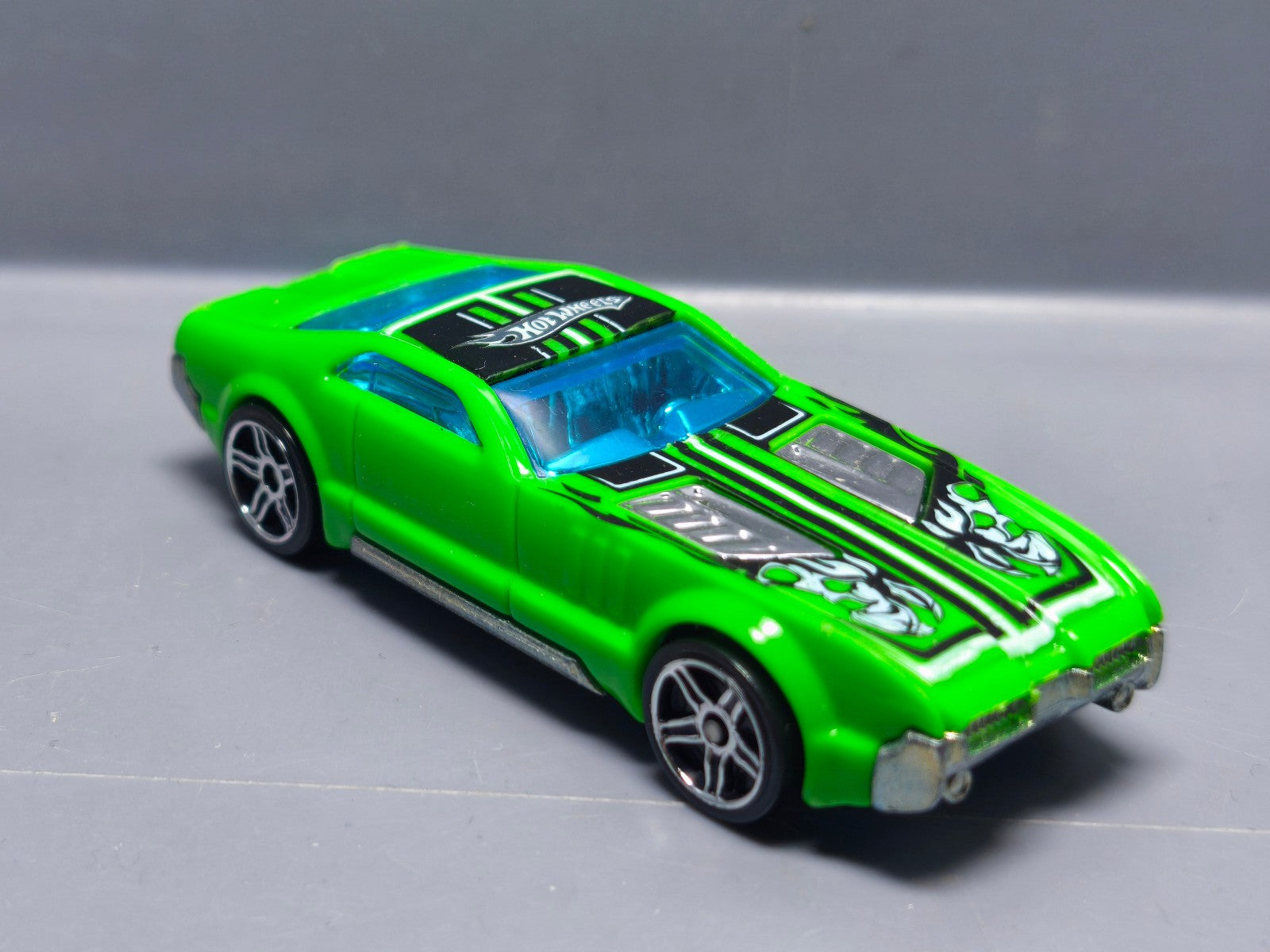 Hot Wheels CCM country club muscle 2009 exclusive set de jeu    (A39)