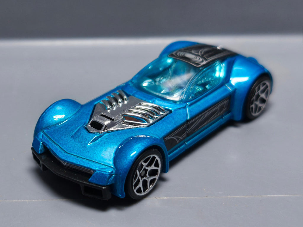 Hot Wheels Ballistik version malaysia 2003-107    (A03)