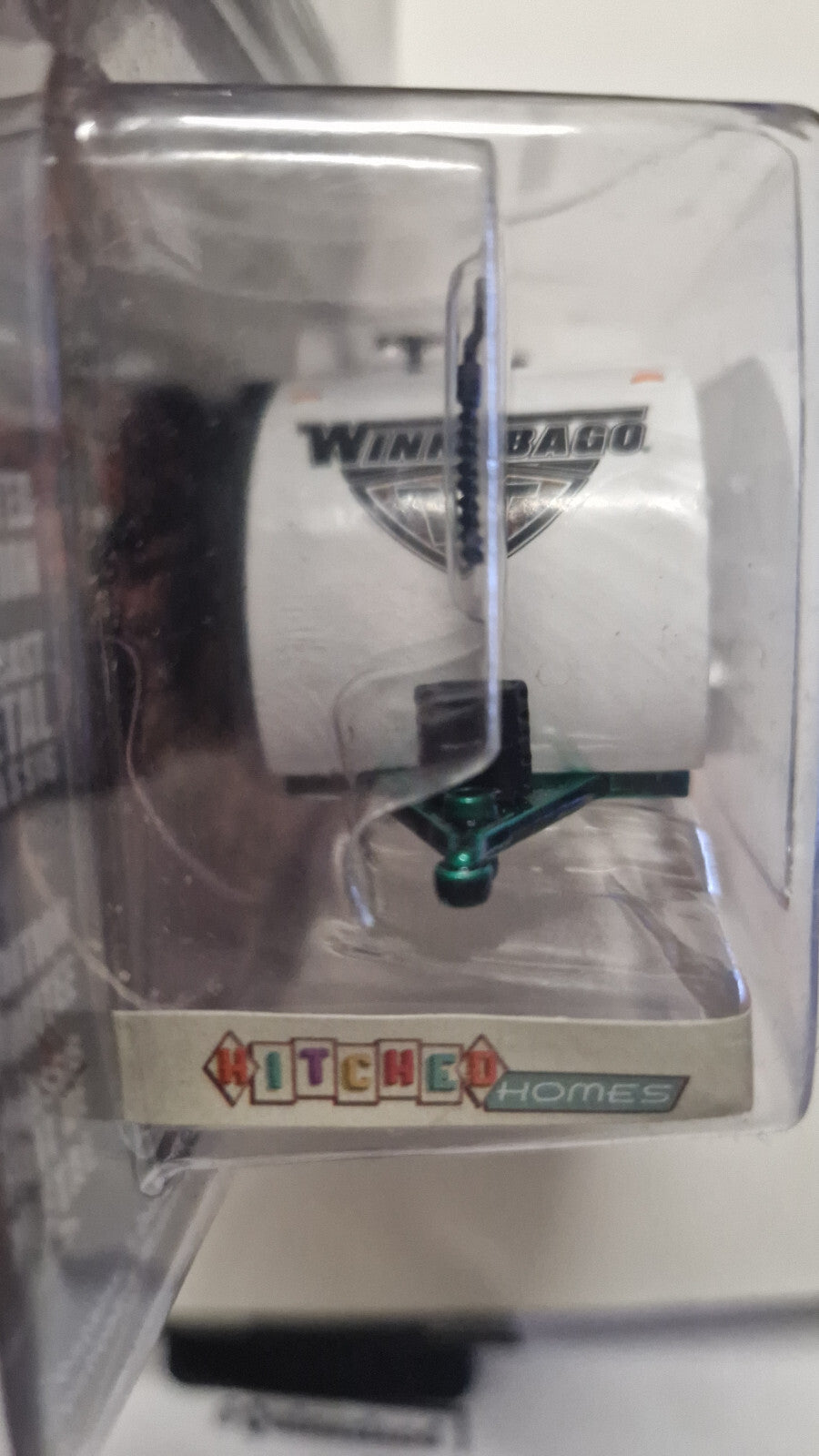 Greenlight Hitched Homes 2017 Winnebago Winnie Drop Chase   (NG66)