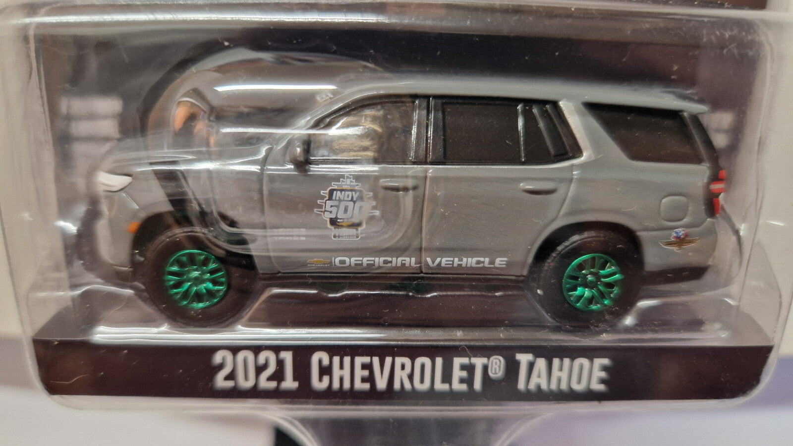 Greenlight Indy 500 2021 Chevrolet Tahoe Chase Green Wheels (NG32)