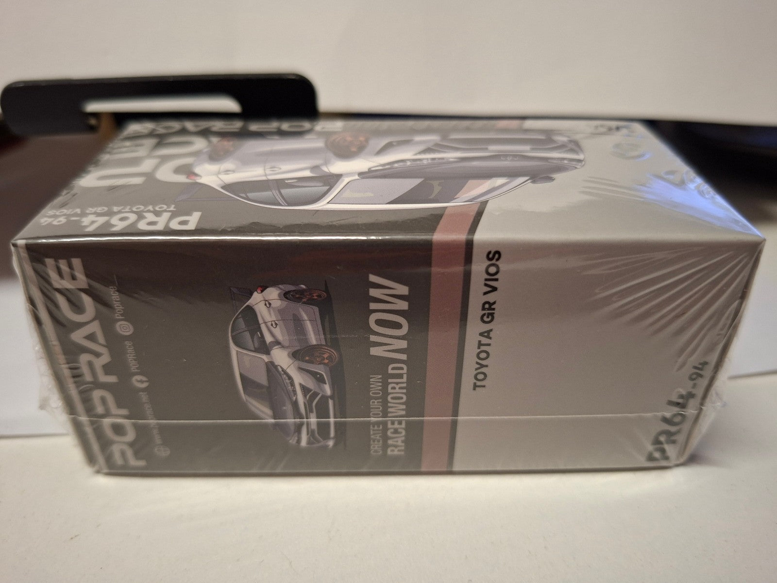 Pop Race 1/64 Toyota GR Vios (NP06)