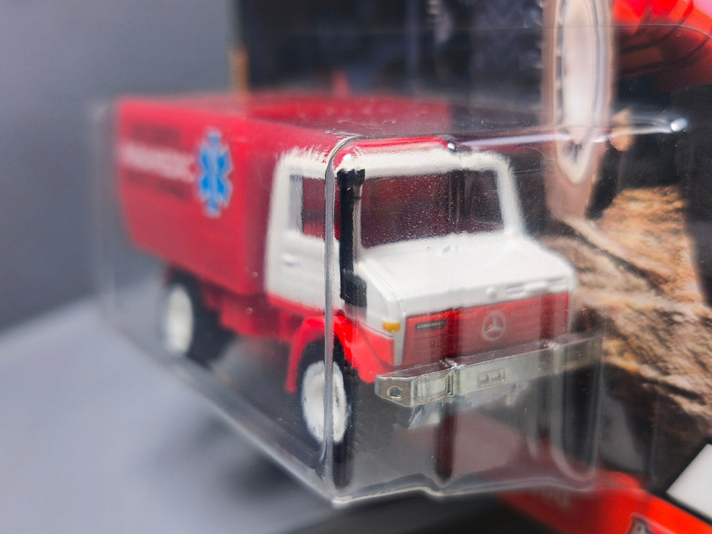 Hot Wheels Premium  Wild Terrain '88 Mercedes Unimog U1300 (NG59)