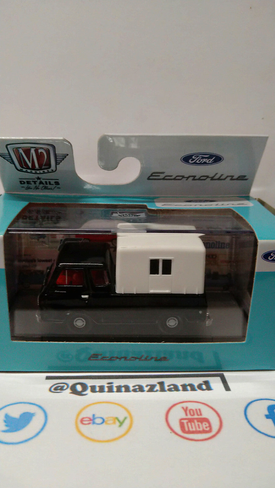 M2 Machines Auto-Trucks 1965 Ford Econoline Truck (NP14)