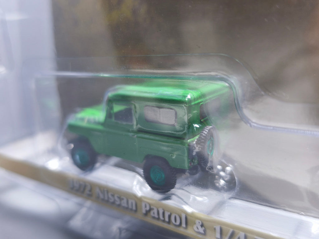 Greenlight Hitch & Tow 1972 Nissan Patrol and 1/4 Ton Cargo Trailer Chase (CT03)