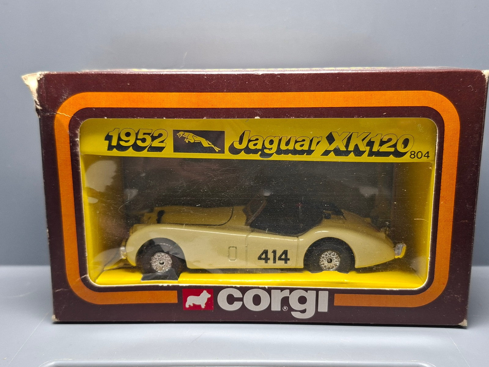 Corgi  1952 Jaguar xk-120 (NG19)