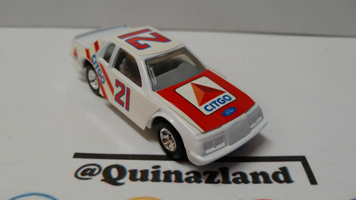 ERTL 1/64 1990 Nascar Ford thunderbird citgo (A15)