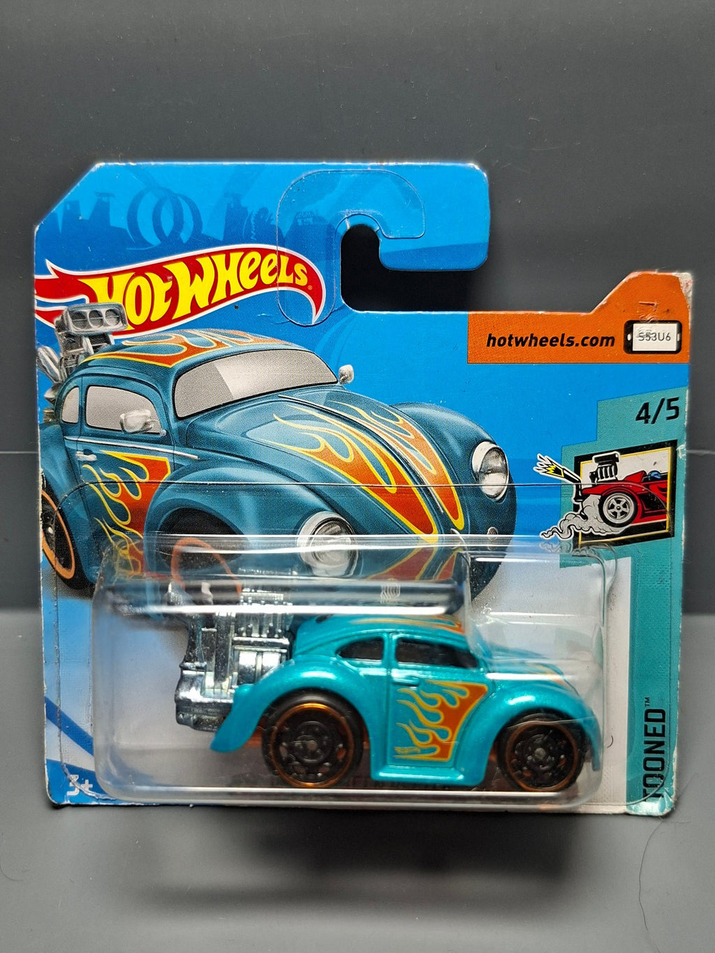 Hot Wheels Volkswagen beetle 2018-347 (CP08)