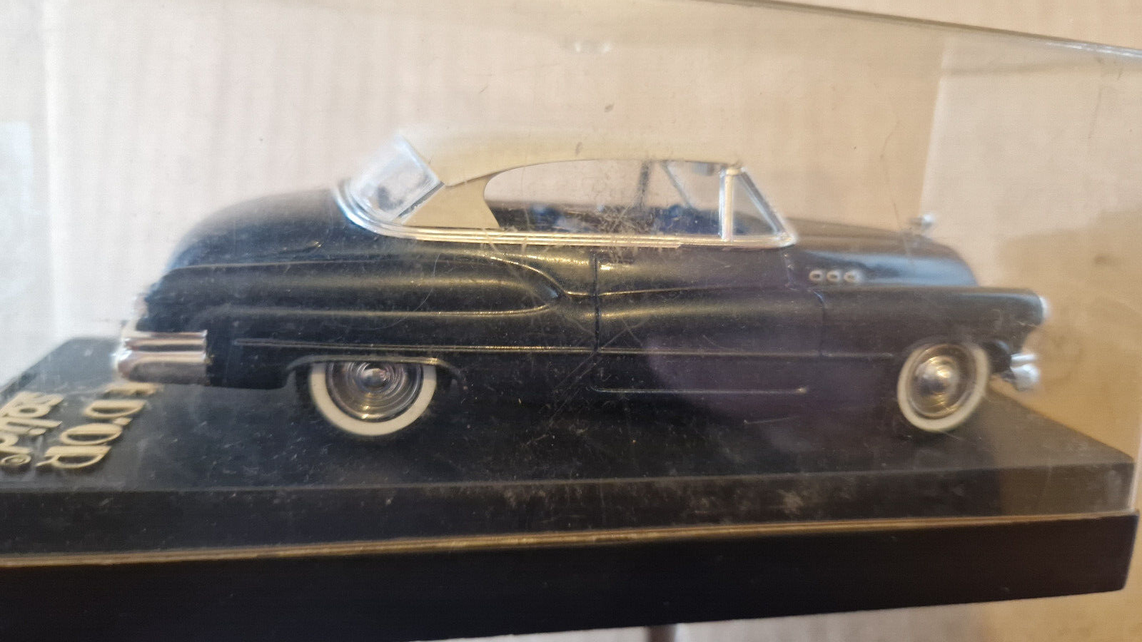 Solido 1/43 L'âge d'or  Buick super hard top   ⚠️ la boîte plexy est jaunie (C9)