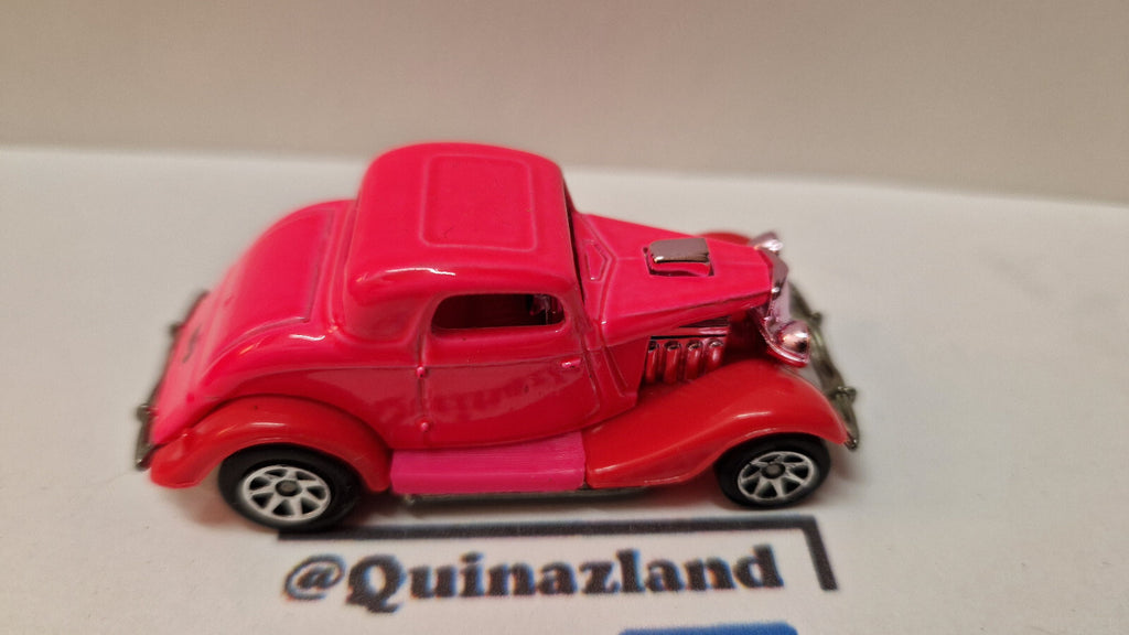 Hot Wheels 3 window 34 1996-451  (A28)