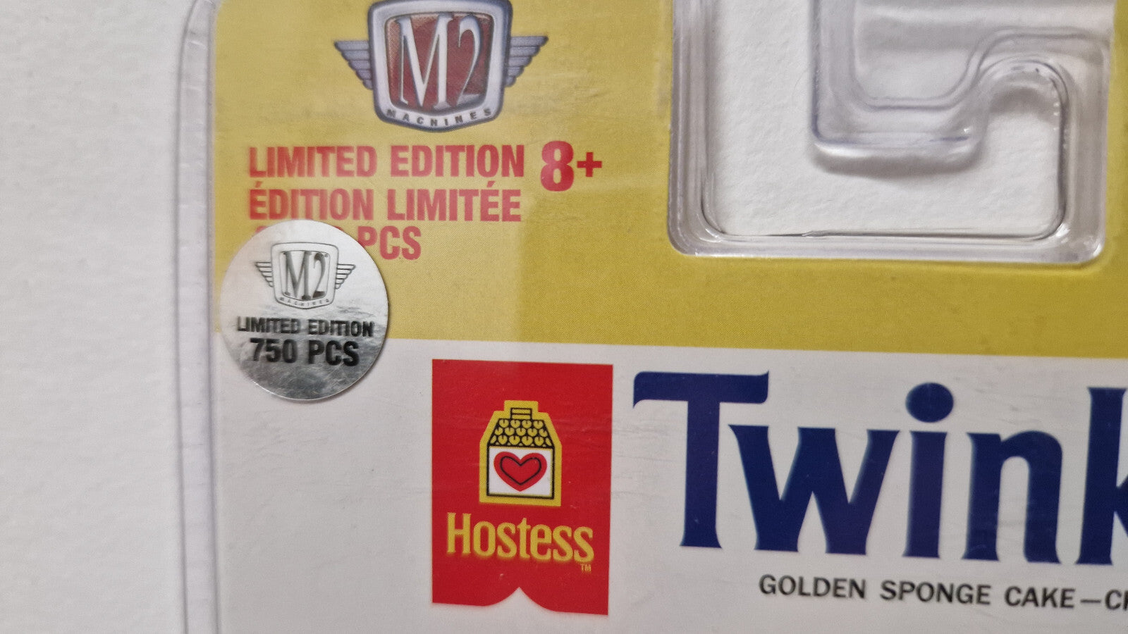 M2 Machines Hostess Twinkies 1960 Volkswagen Delivery Van Chase 750 (NG74)