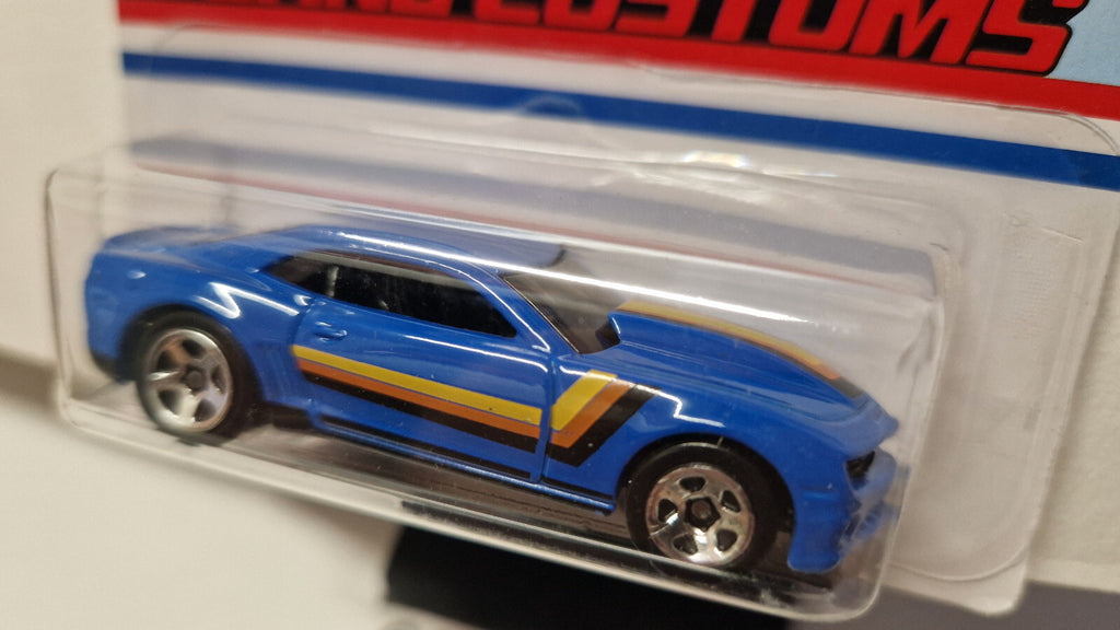 Hot Wheels 2019 flying customs target exclusive  13 copo camaro (NP44)