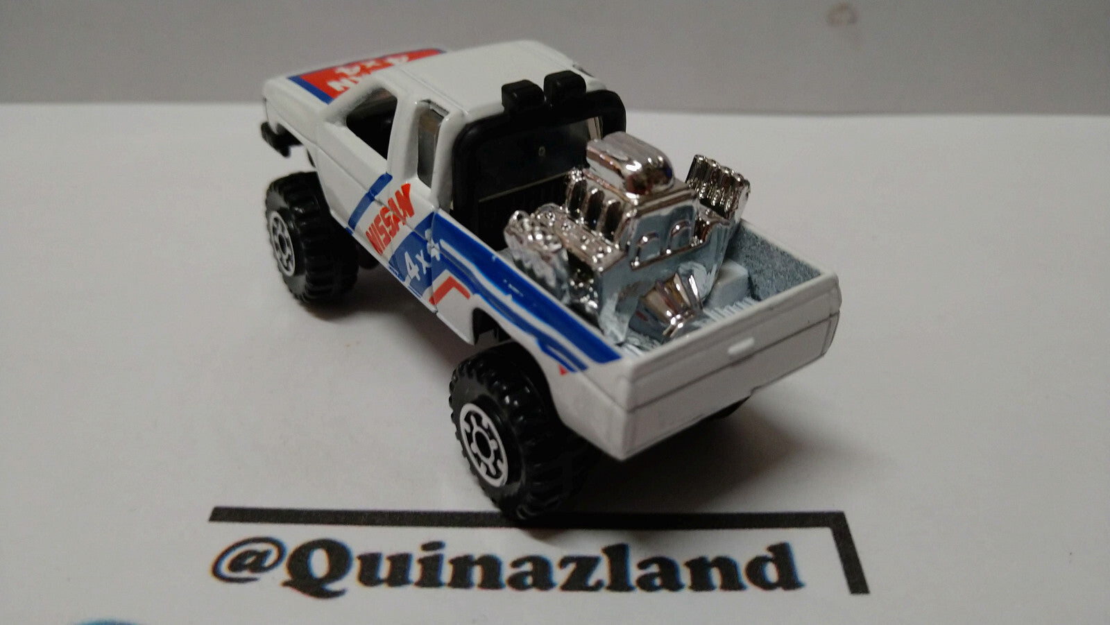 Hot Wheels Nissan hardbody version CTS 1990-021 (A16)