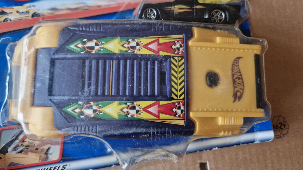 Hot Wheels 2002 power launcher Super smooth ⚠️ blister endommagé   (C9)