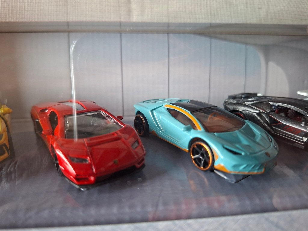 Majorette Ride  Cool Lamborghini Countach Centenario Urus Sian fkp (ET)