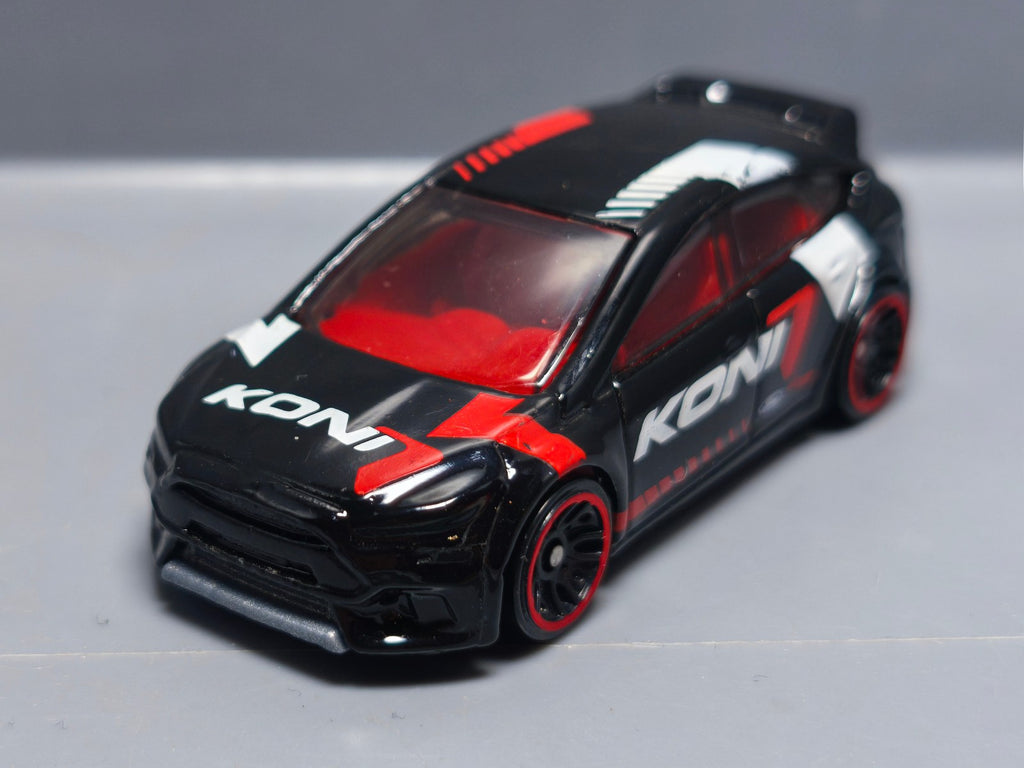 Hot Wheels Ford focus RS 2017-176 (A04)