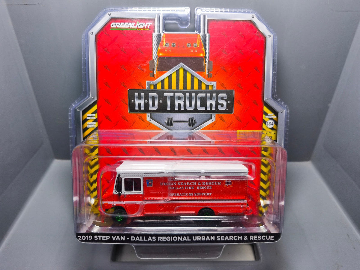 Greenlight H.D. Truck series 25 Chase 2019 step van Dallas (CT10)