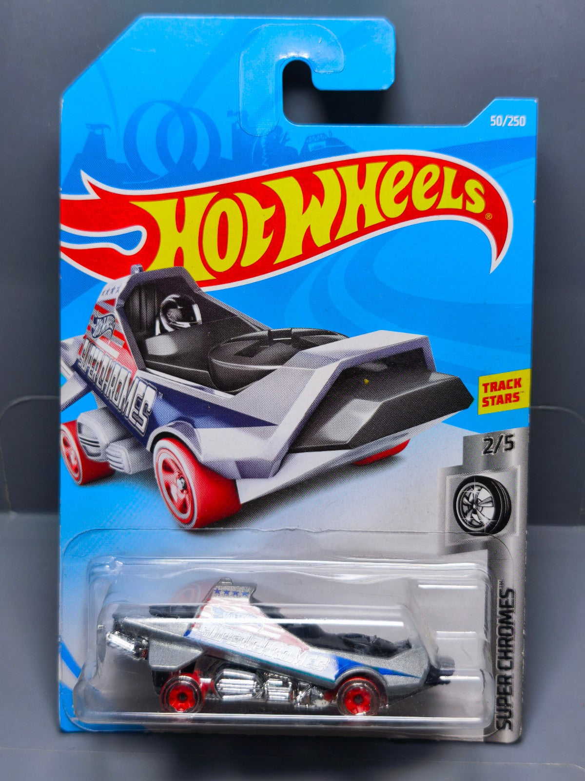 Hot Wheels Hover & Out  2019-050 (NP18)