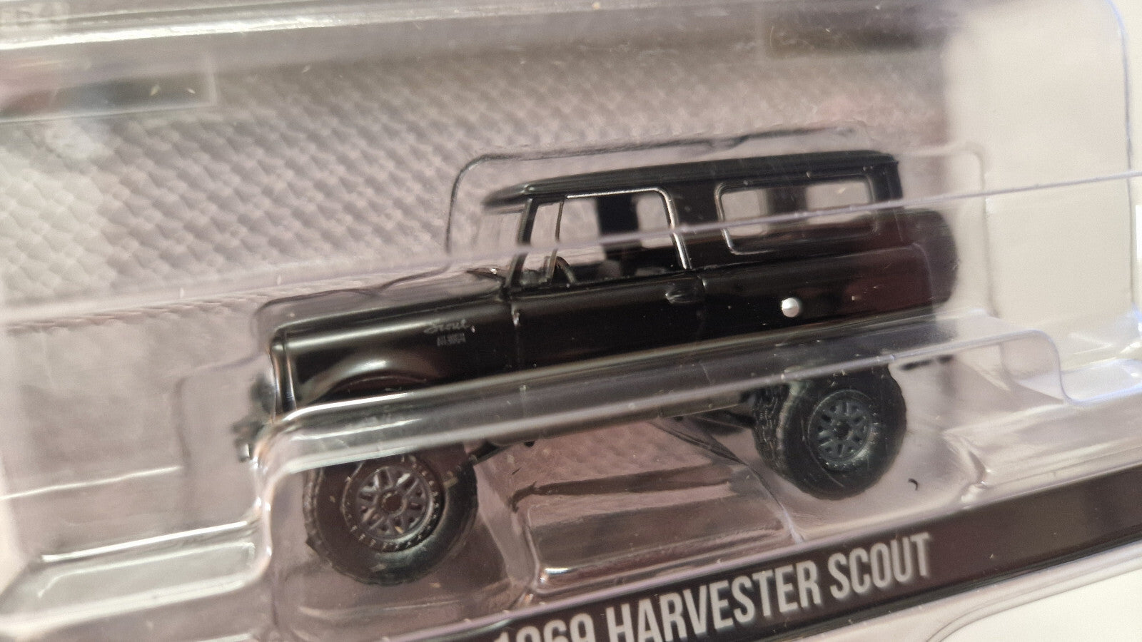 Greenlight Black Bandit Series 29 1969 Harvester Scout Lifted  (NG25)