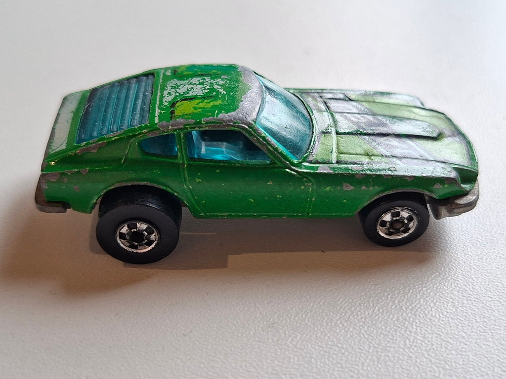 Hot Wheels Datsun 240 Z whiz 1982 version Malaysia  (A06)