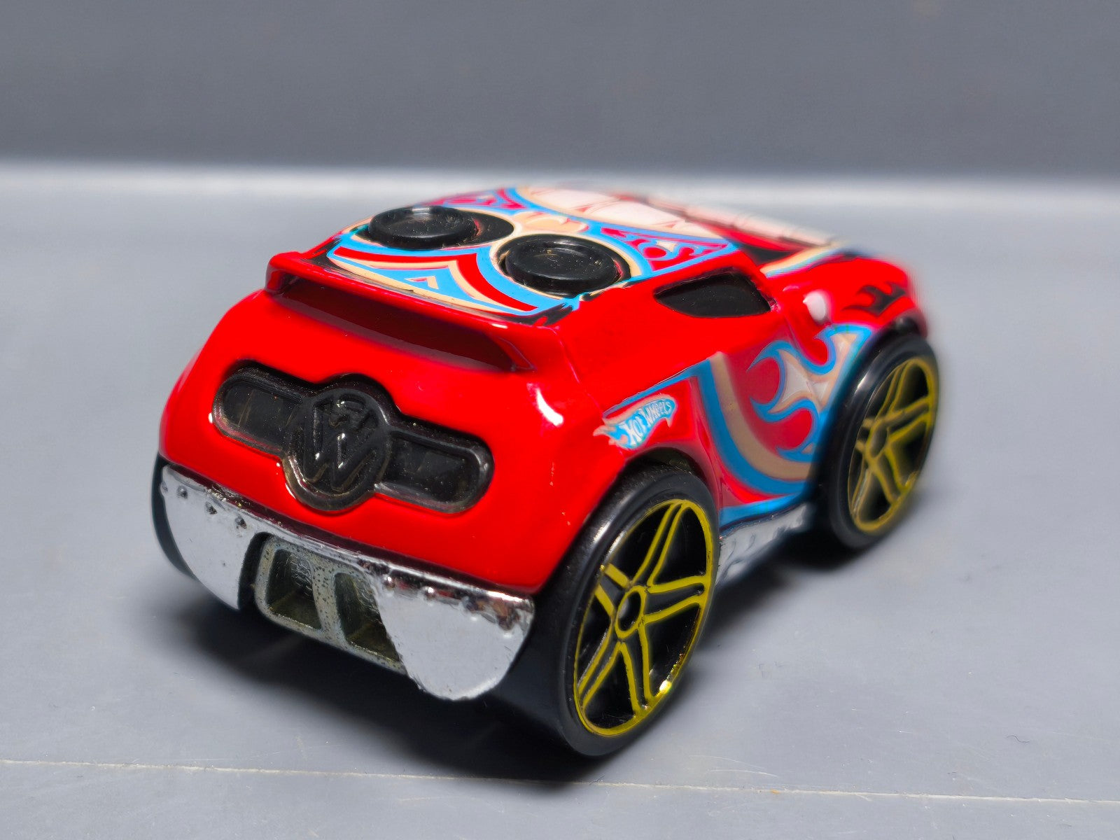 Hot Wheels Rocket Box 2010-205 (A18)