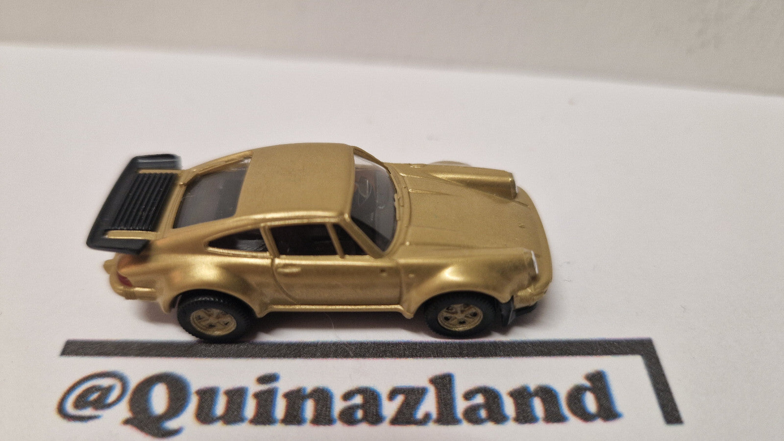 Herpa 1/87 Porsche 911 trubo dorée  ⚠️ manque les rétroviseurs   (A03)