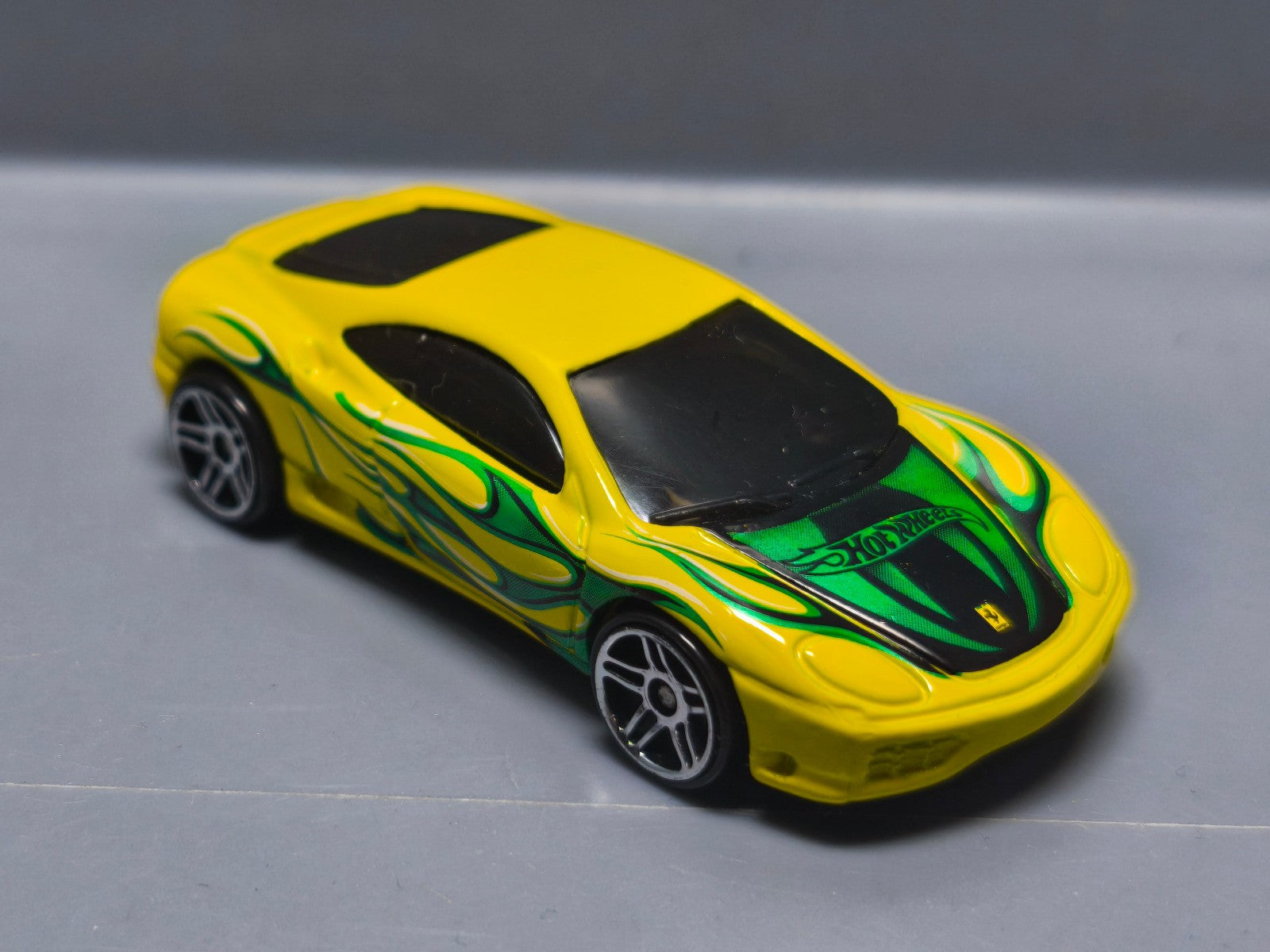 Hot Wheels Ferrari 360 modena 2004-128 version pr5 (A15)
