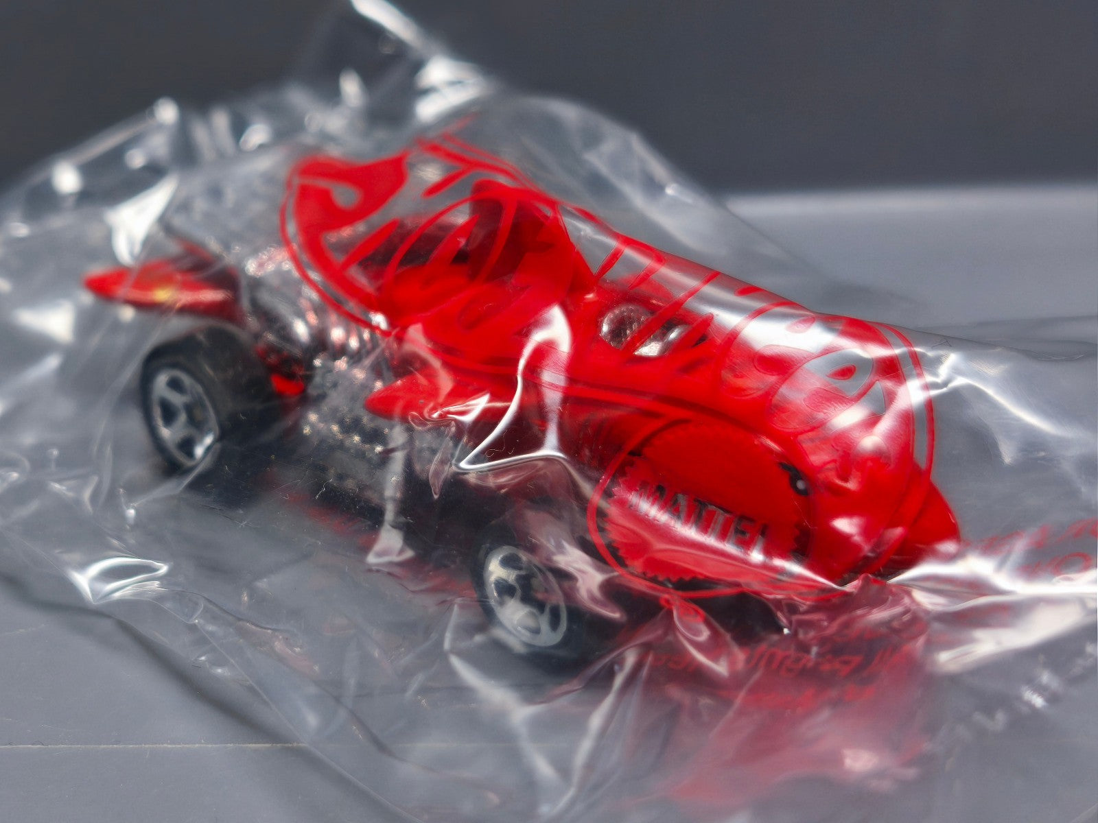 Hot Wheels 1997 promo video chérie nous avons été retrecis Sharkruiser (Carton)