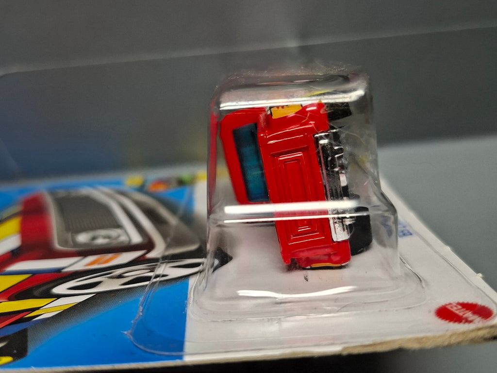 Hot Wheels 69 chevy pickup  2022-108 (NP17)