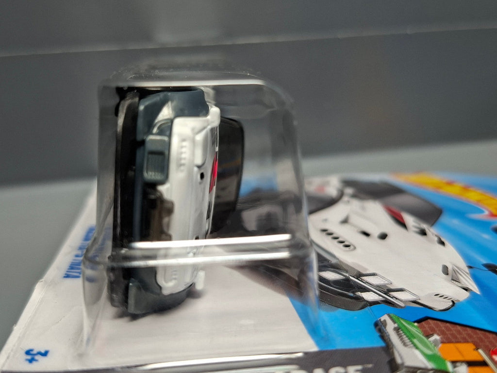Hot Wheels Mazda MX-5 Miata 2025-001  (NP02)