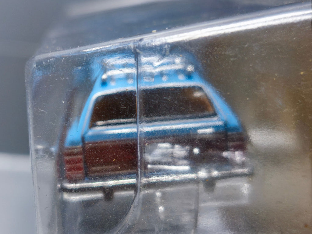 Greenlight Estate Wagons 1983 Mercury Grand Marquis  Chase Green wheels (NG57)