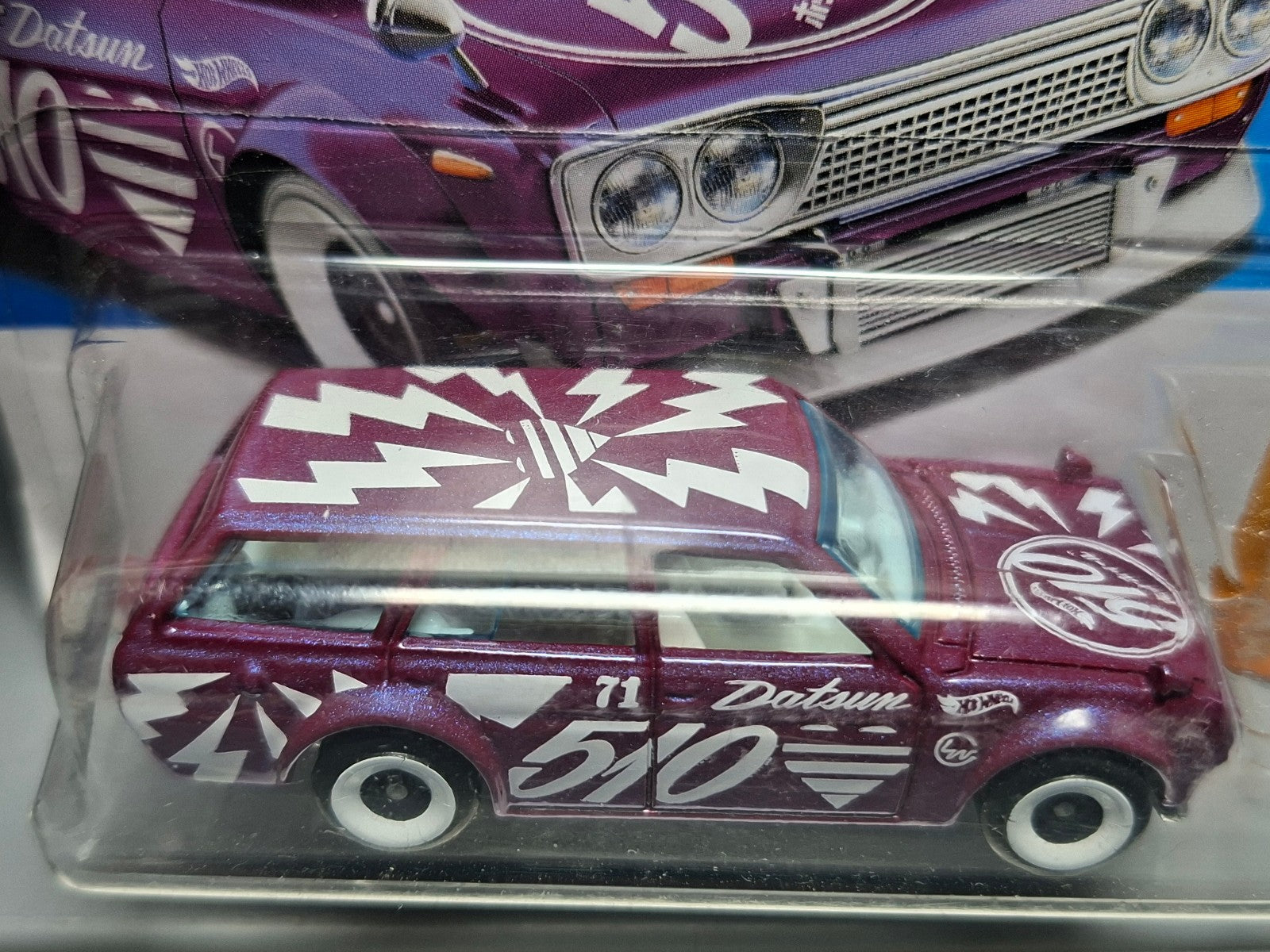 Hot Wheels Datsun bluebird wagon  2023-235  (NP04)