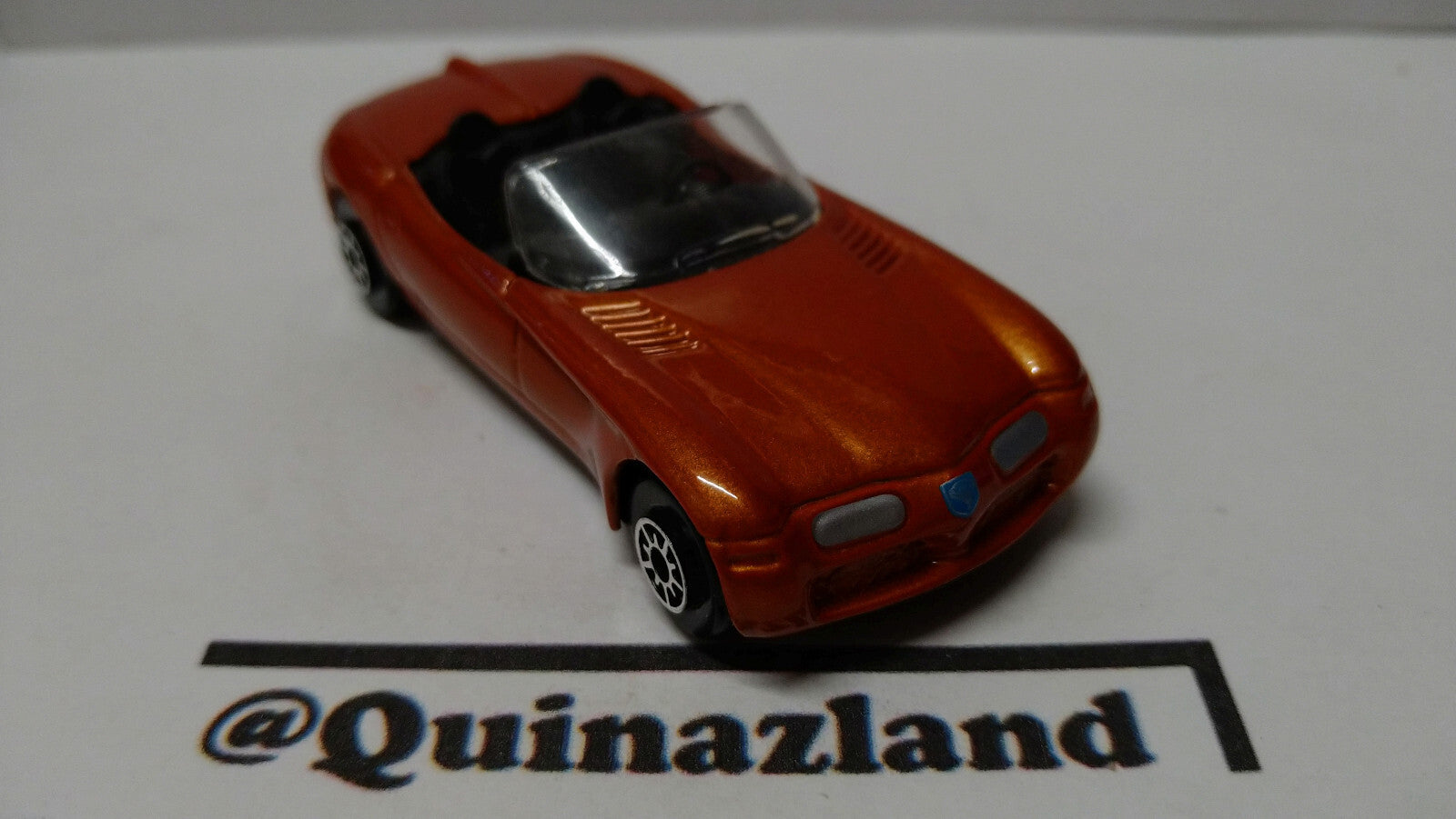 Maisto 1998 dodge concept vehicle  (A25)