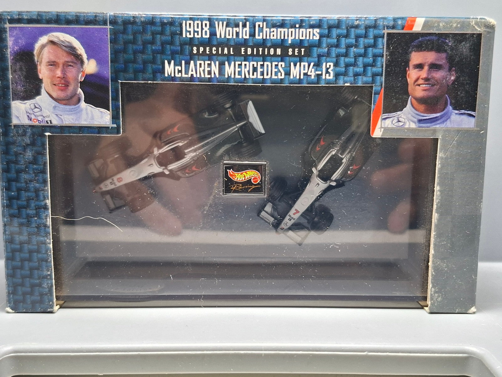 Hot Wheels 1999 world champions McLaren Mercedes MP4/13 (NG63)